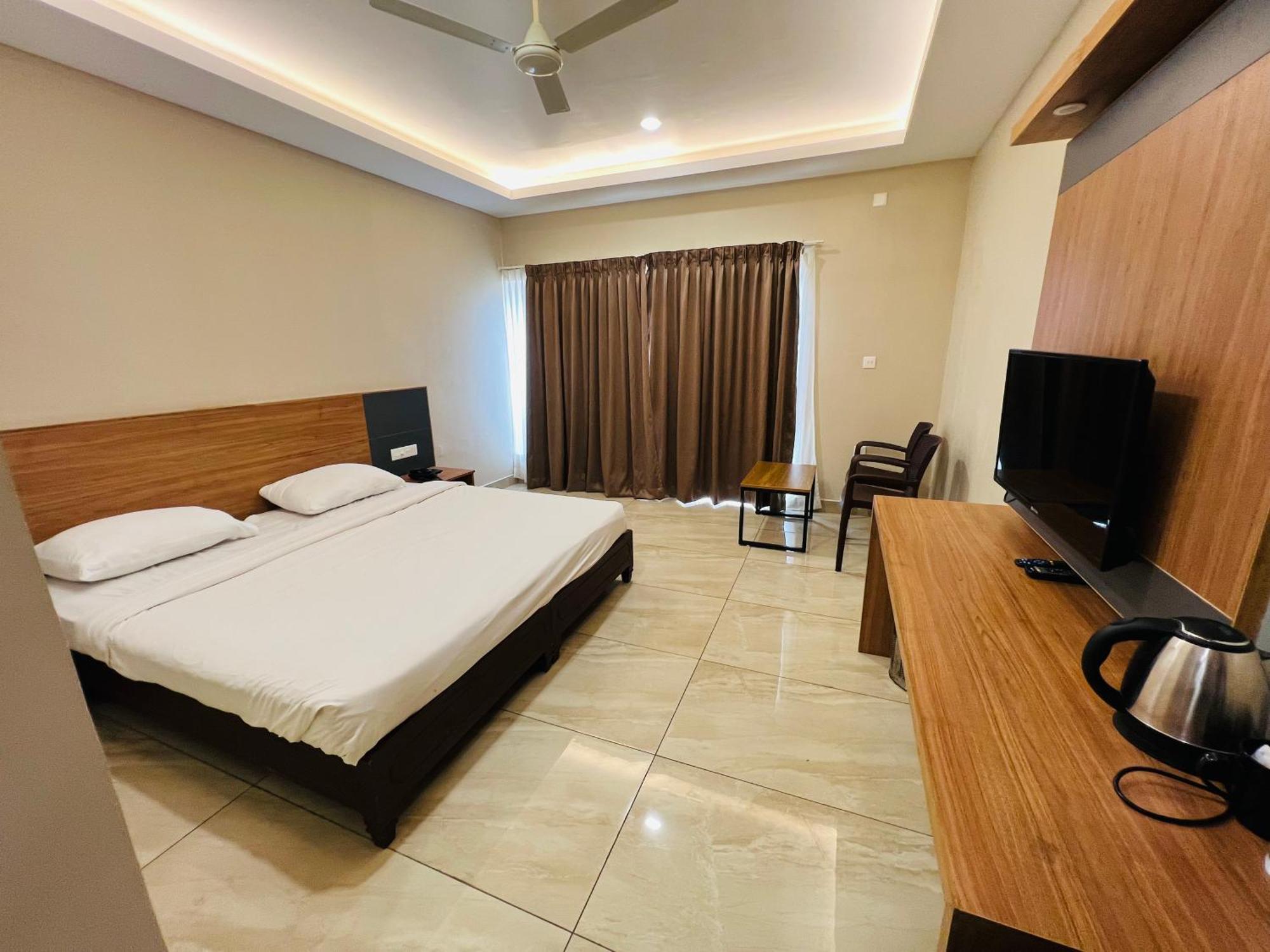 Ayur County Resort Chinnakanal Ngoại thất bức ảnh